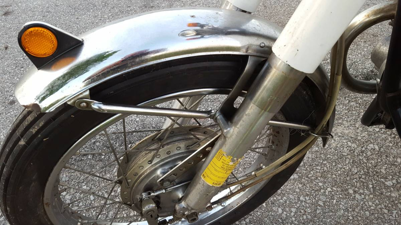 Illustration for article titled For $2,000, Would This 1969 Honda CB350 Have You Bellying Up To The Sissy Bar?